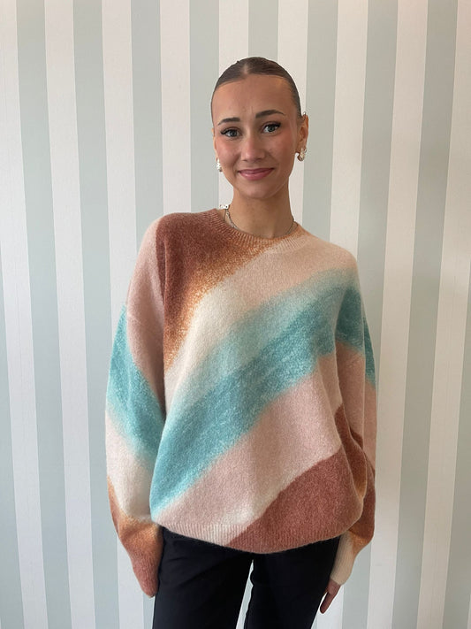 Nabila Neule - Apparel & Accessories > Clothing > Shirts & Tops
