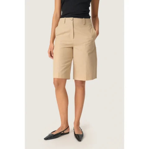 Carry Shortsit