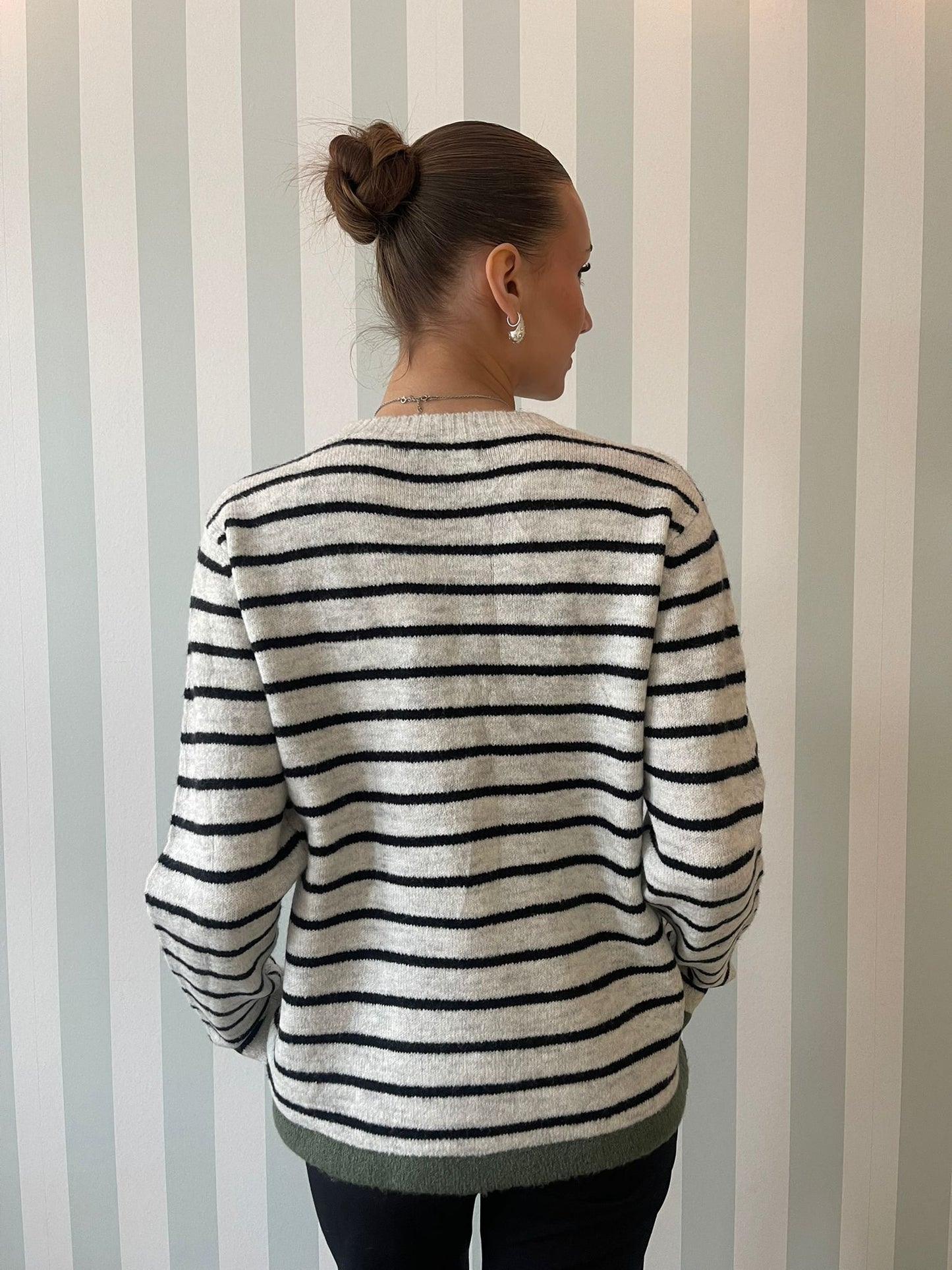 Raita neule - Apparel & Accessories > Clothing > Shirts & Tops