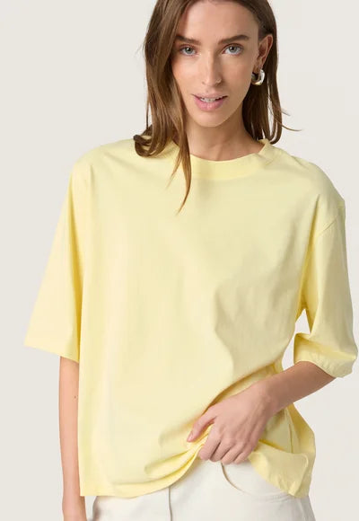 Jina Basic T-Paita