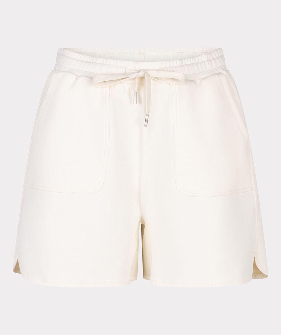 Modaali Shortsit