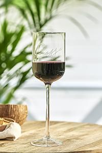 Rosso Wine Class Vino rosso, per favore. On this wine glass the Italian word 'Rosso' is written in elegant letters. The