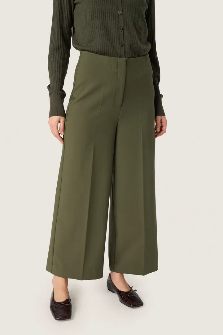 Corinne Wide Cropped Housu
