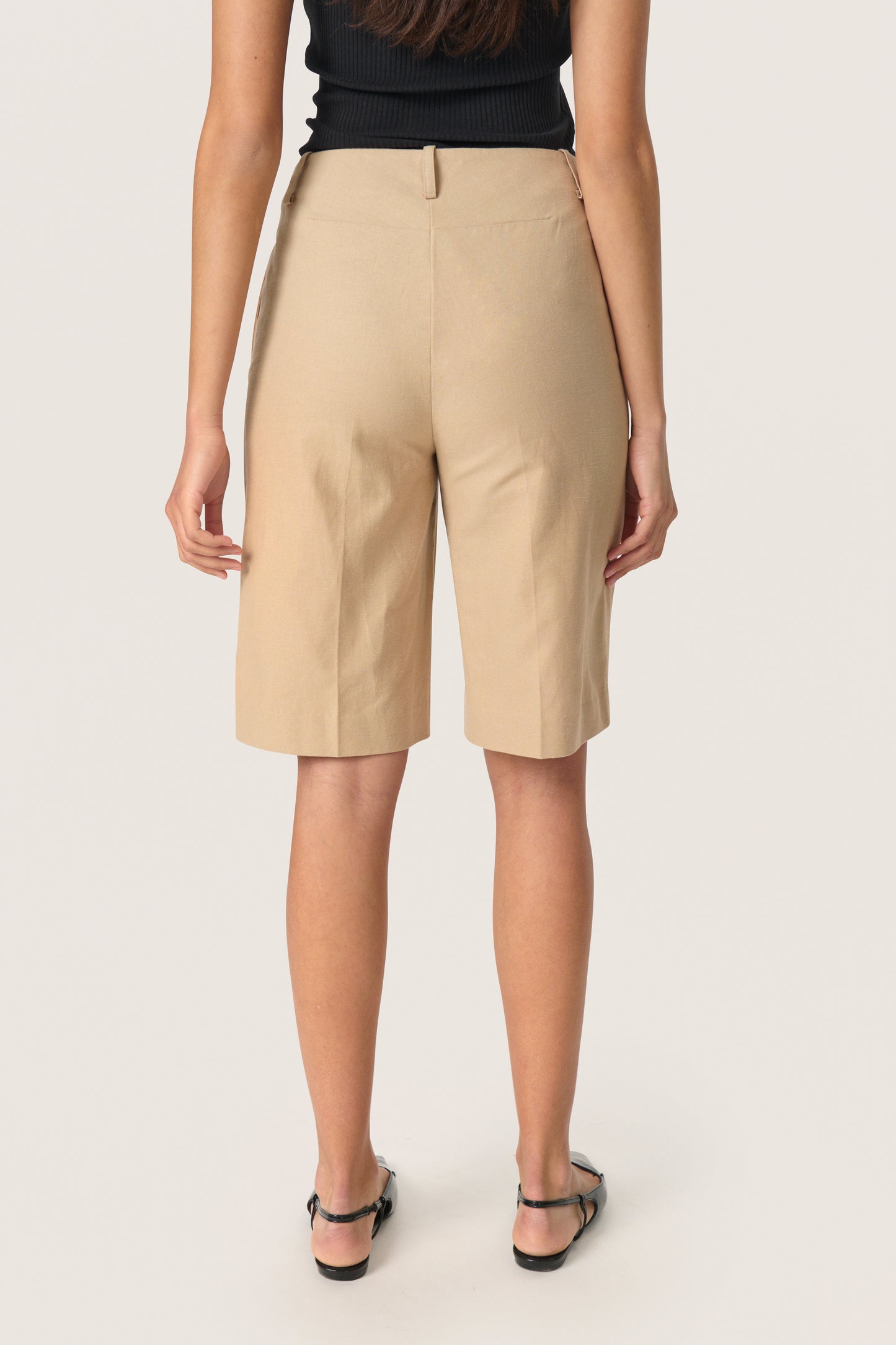 Carry Shortsit
