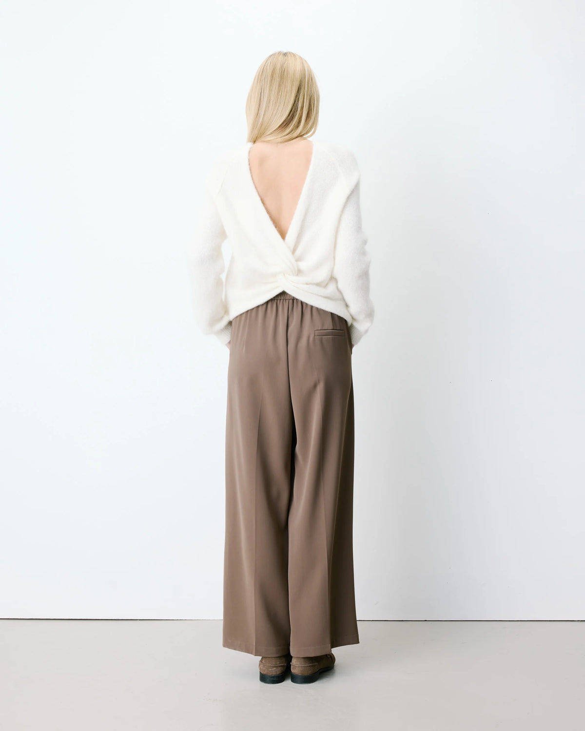 Athemis Neule