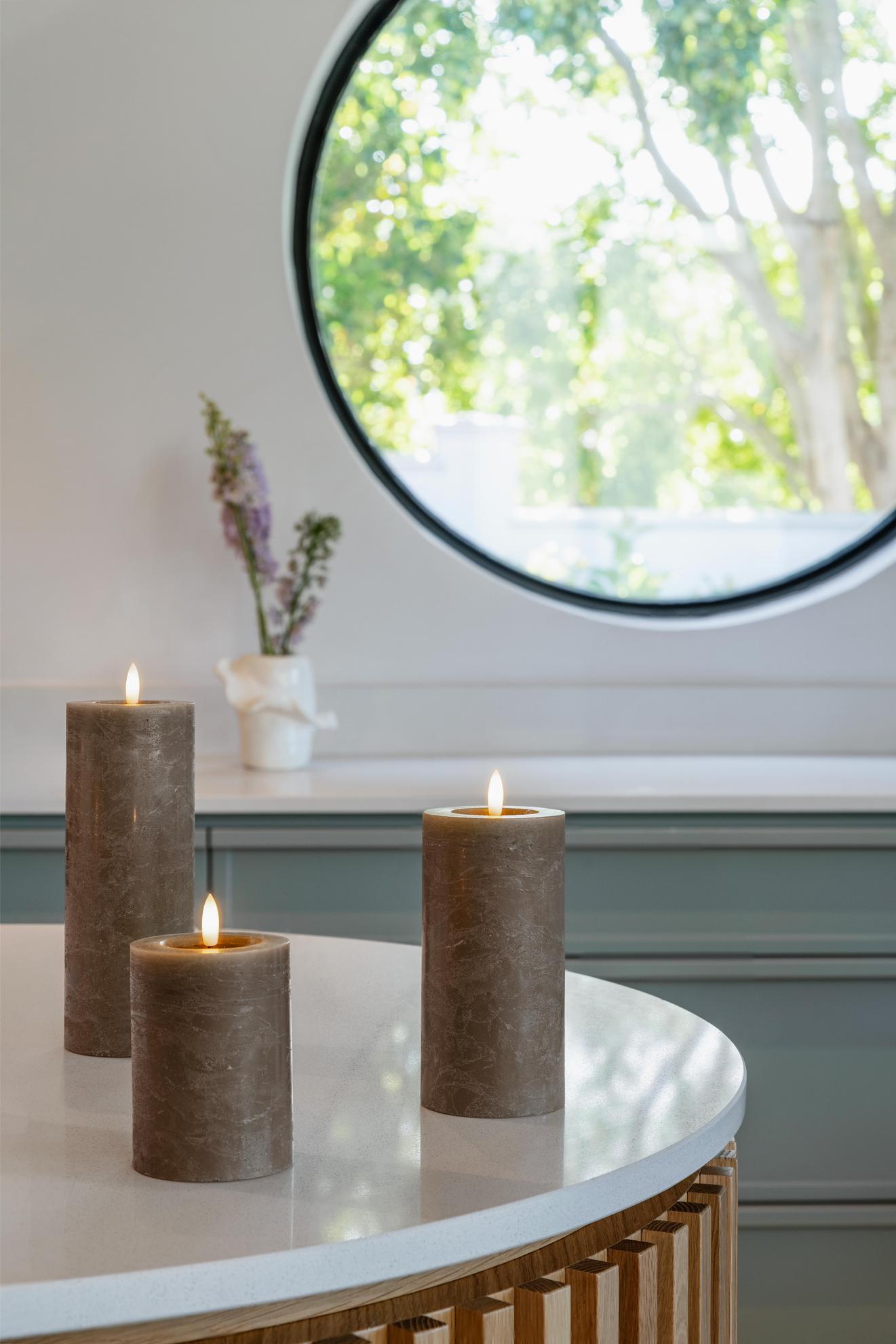 LED Pilarikynttilä 100mm